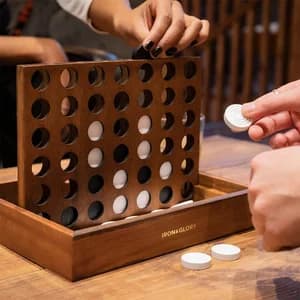 Jeu 4 à La Suite en Bois