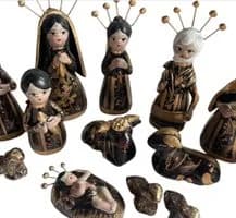 A vintage Mexican tonala nativity set