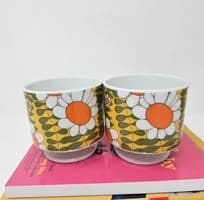 Vintage flower coffee cups like these ones